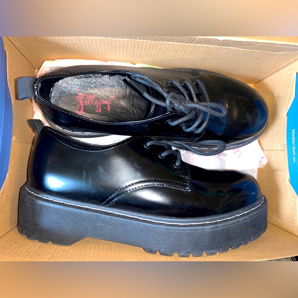 Women’s Size 8.5 Jelly Pop Platform Shoe